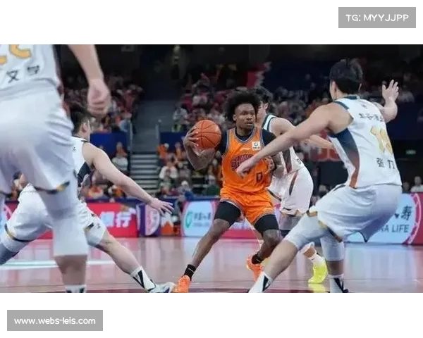 上海男篮攻守兼备主场不败，古德温补强后卫线组织